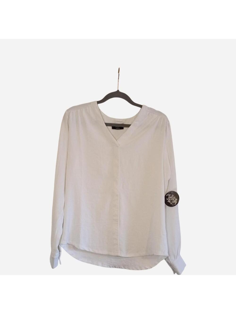 Jolie & Joy White V-Neck Blouse | XL NWT - Picture 2 of 8